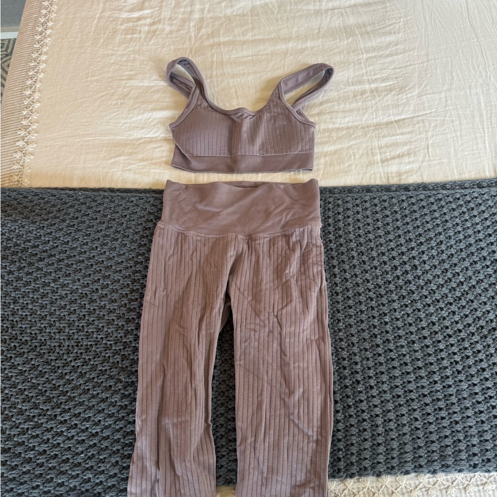 Good American Ribbed Leggings Set in Taupe